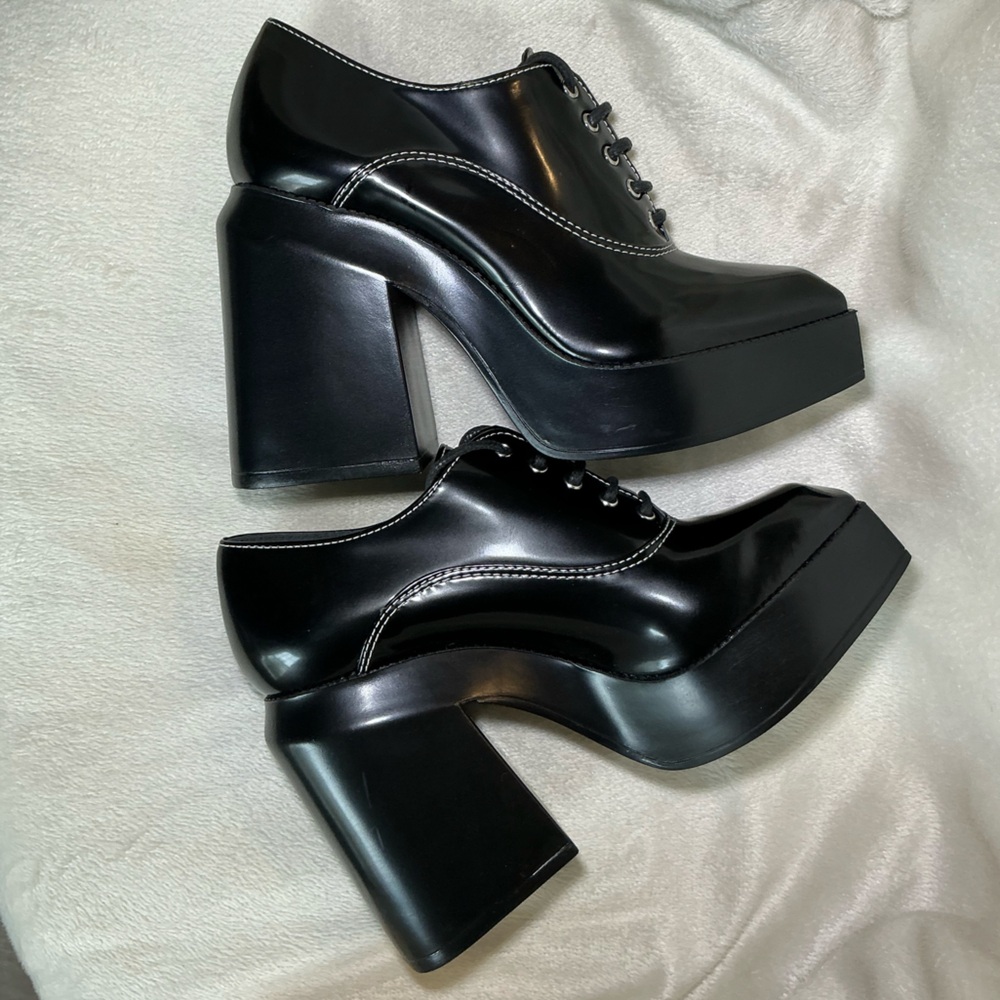 NEW Gianni Bini GB “City-Girl” Black Oxford Platform Patent Leather Shoes NWT - Picture 5 of 8